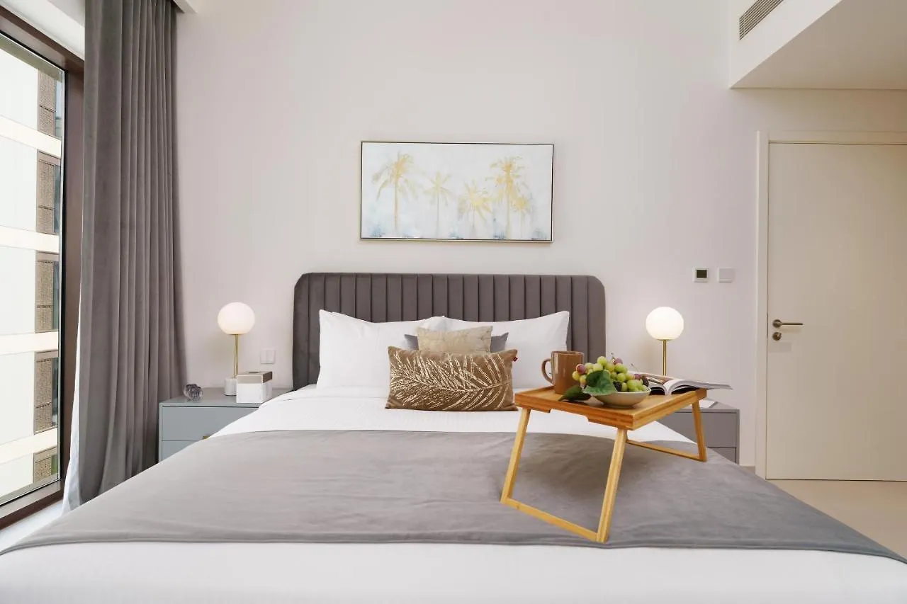 Maison Privee - Alluring Modern Apt In Dubai Creek Beach 0*,