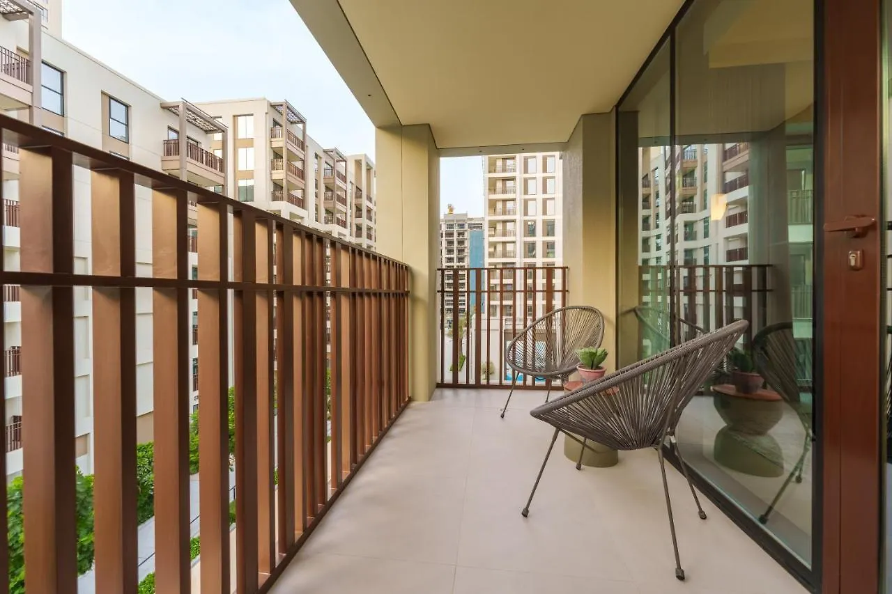 Maison Privee - Alluring Modern Apt In Dubai Creek Beach