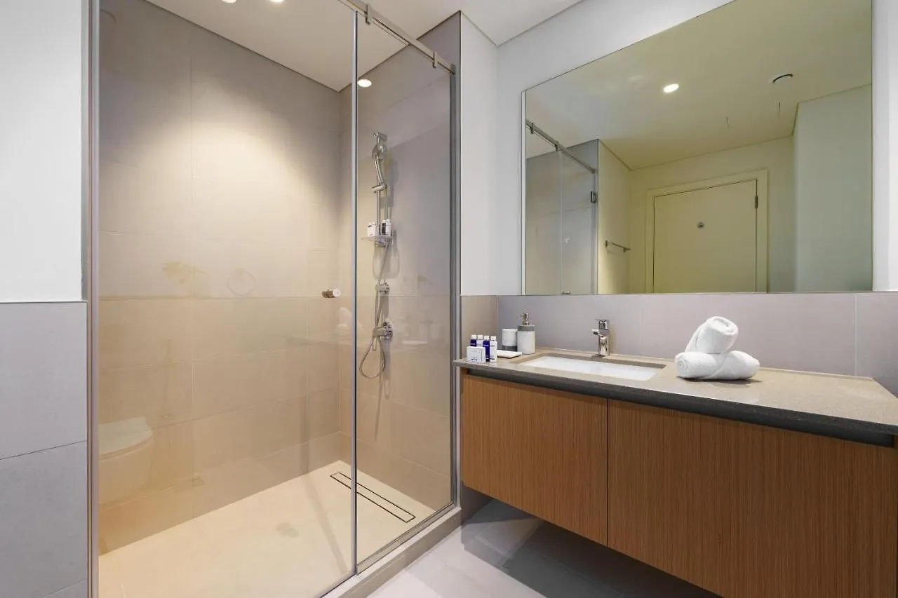 Apartment Maison Privee - Alluring Modern Apt In Dubai Creek Beach United Arab Emirates